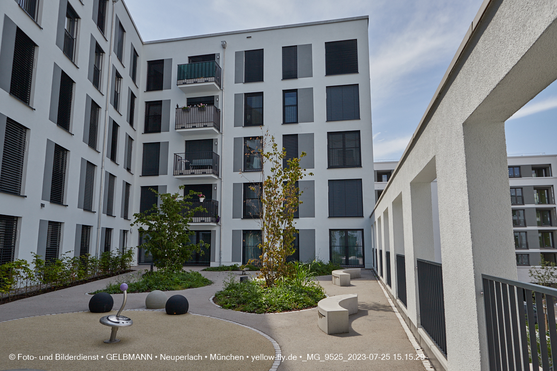 25.07.2023 - Rundgang im Alexisquartier in Neuperlach